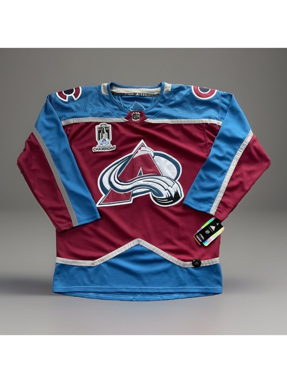Colorado Avalanche NWT Adidas 2022 Stanley Cup Champions Hockey Jersey NHL Men’s